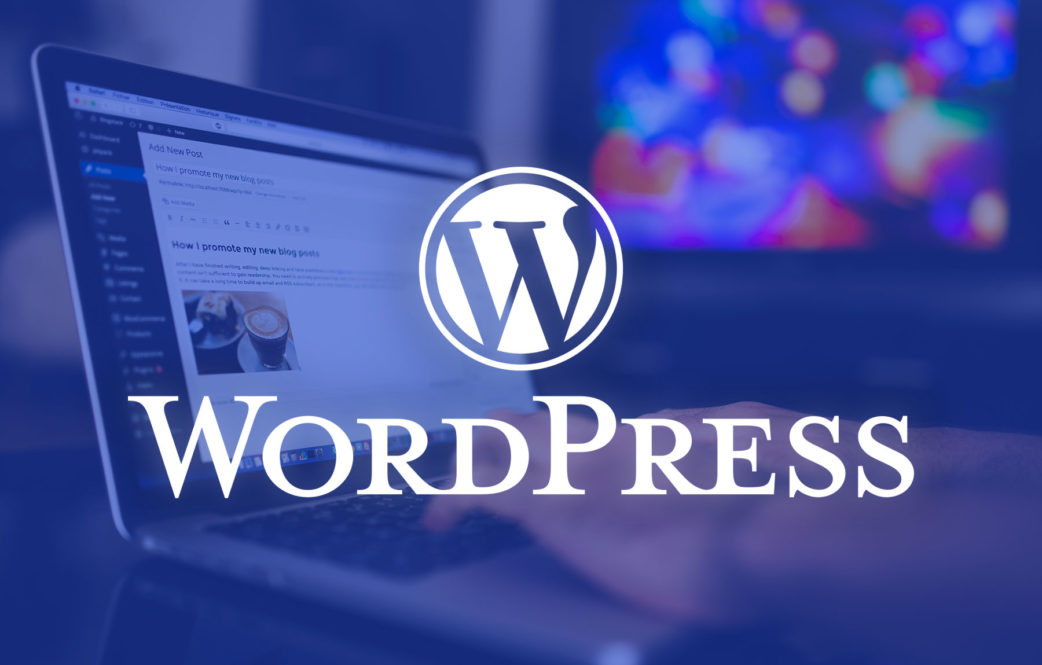 Impor penjualan kembali e-commerce lintas batas menampilkan antarmuka admin blog WordPress di layar laptop, dengan logo WordPress yang dilapisi di bagian depan.